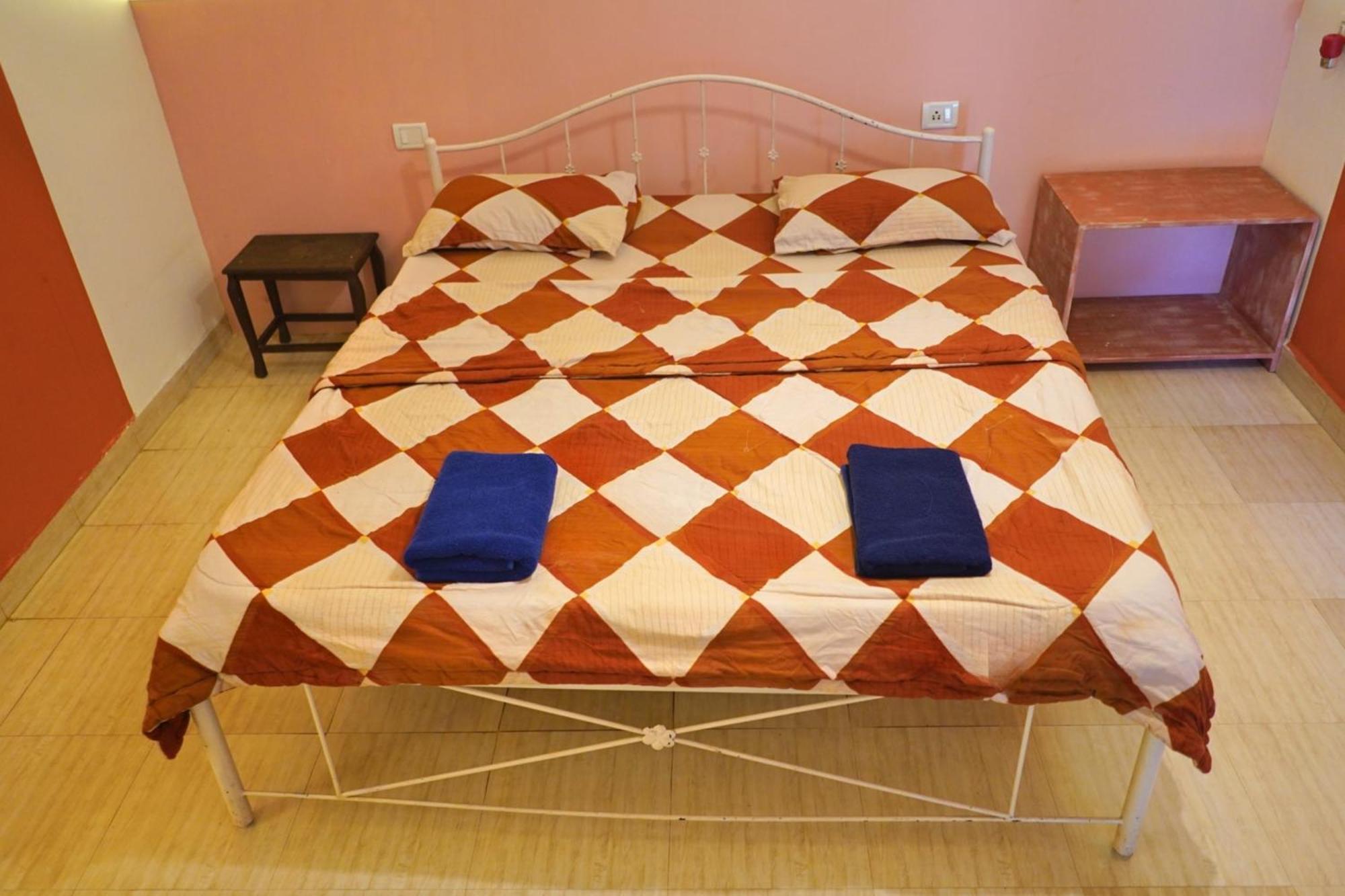 Pappi Chulo Vagator Hostel Buitenkant foto