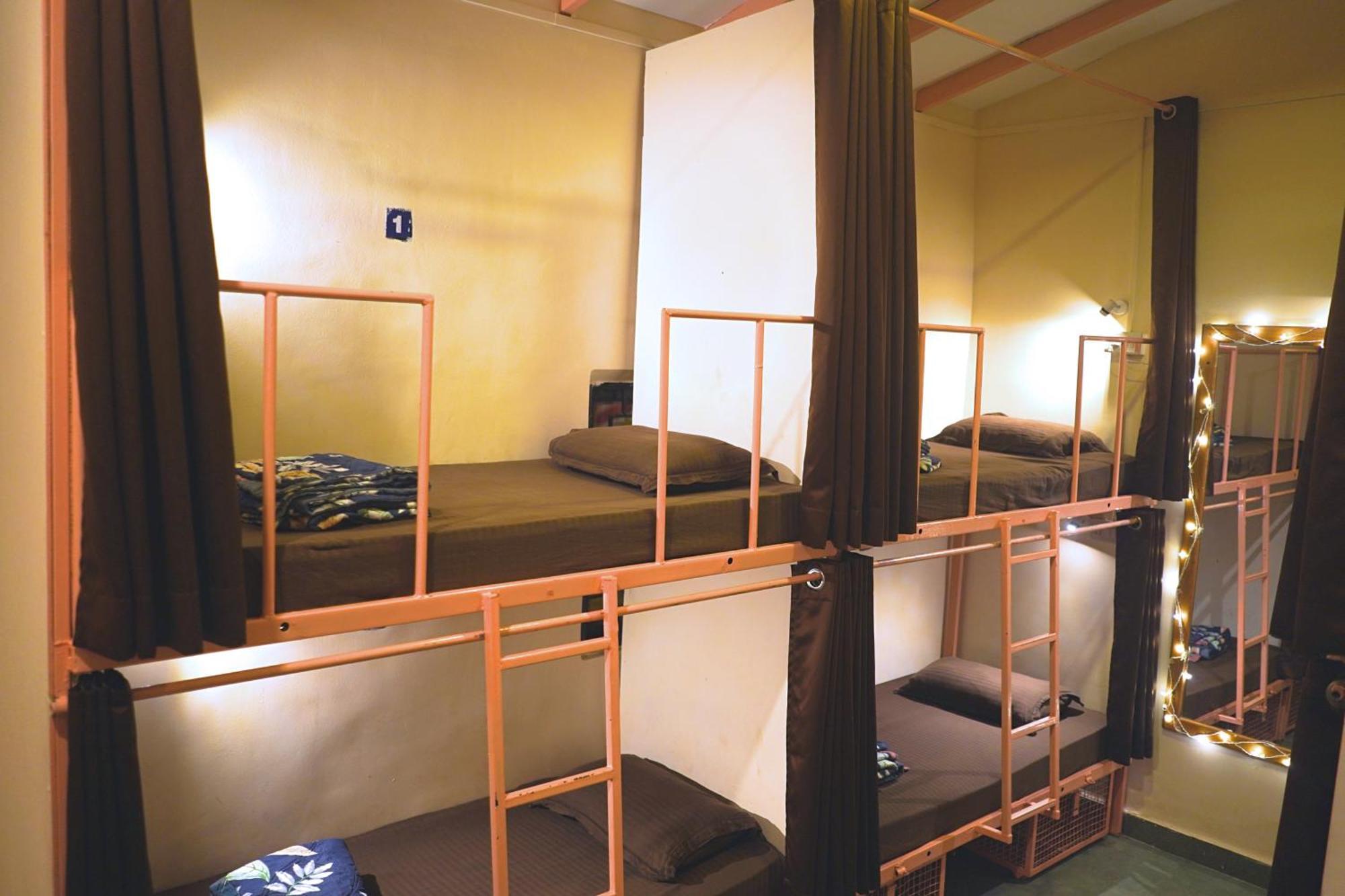 Pappi Chulo Vagator Hostel Buitenkant foto